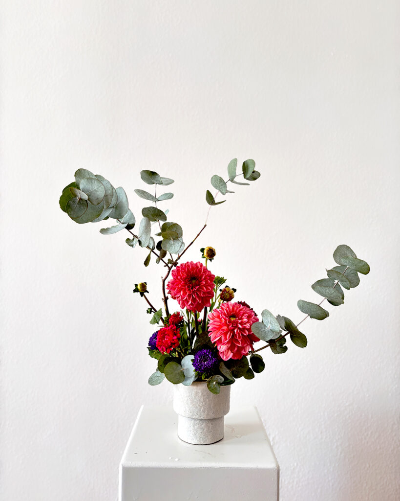 Ikebana flower workshop in Berlin.